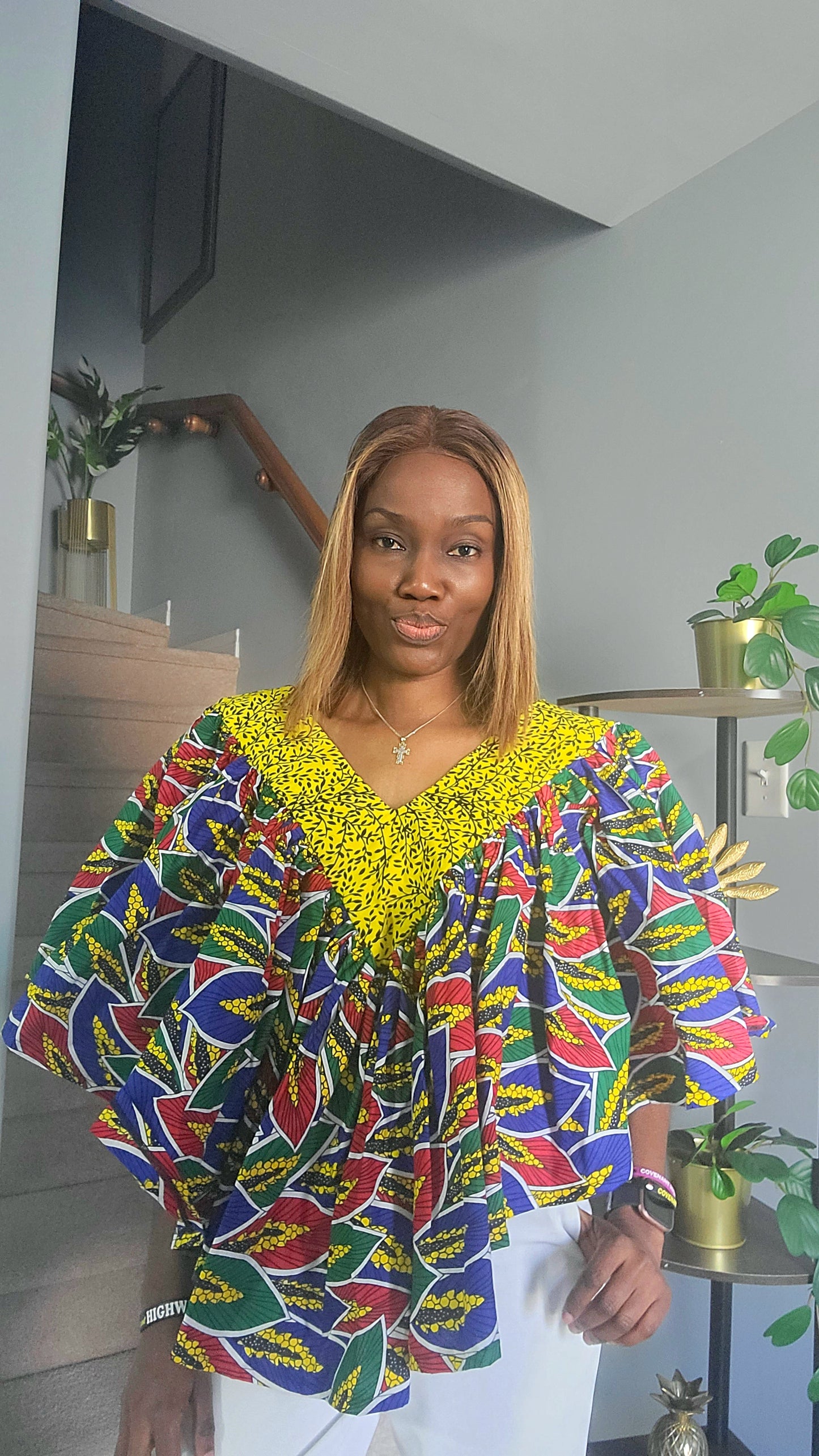 Ara yellow design cape top